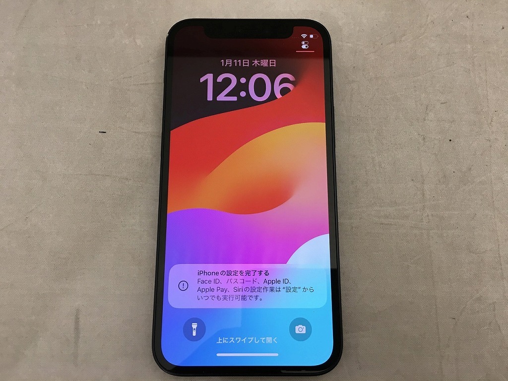 エーユー au 【SIMロック解除済】iPhone12mini 64GB 【ネットワーク利用制限〇】 ブラック Apple MGA03J/A