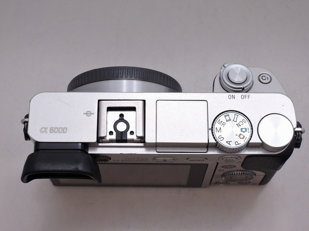 期間限定セール ソニー SONY ミラーレス一眼カメラ ボディ シルバー α6000 ILCE-6000の画像3
