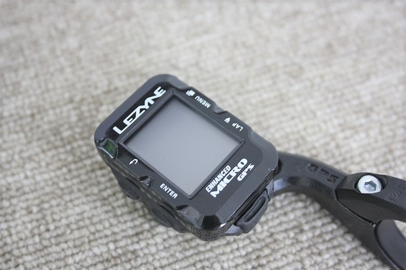 期間限定セール 【欠品有り】 レザイン LEZYNE 自転車ライト・GPSセット MICRO GPS、STRIP PRO 300,700XL_画像3