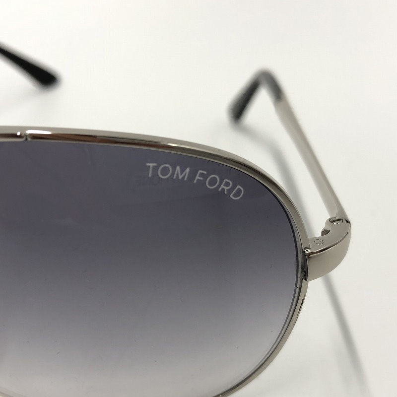  Tom Ford TOM FORD солнцезащитные очки Charies серебряный × серый серия TF35 753