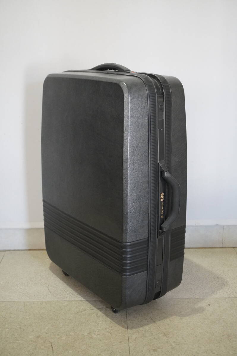 Samsonite Samsonite travel bag suitcase 
