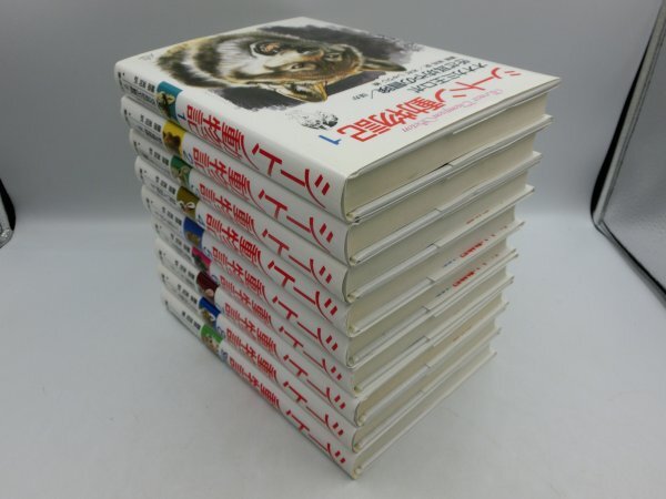 [ used present condition goods ] seat n animal chronicle 1~8 all 8 volume + another volume total 9 pcs. set Fujiwara britain . translation Shueisha 1FA1-T80-4MA571