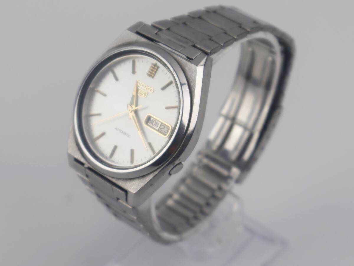 セイコー5 SEIKO5 メンズ腕時計 自動巻き 7009-876A 稼働品の画像2