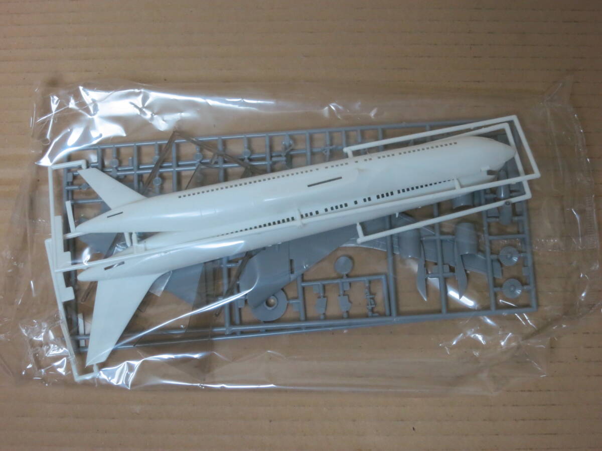 ANA 全日空 767-300 ポケモンジェット 99 １／200 TOMY トミー 模型 プラモデルの画像7