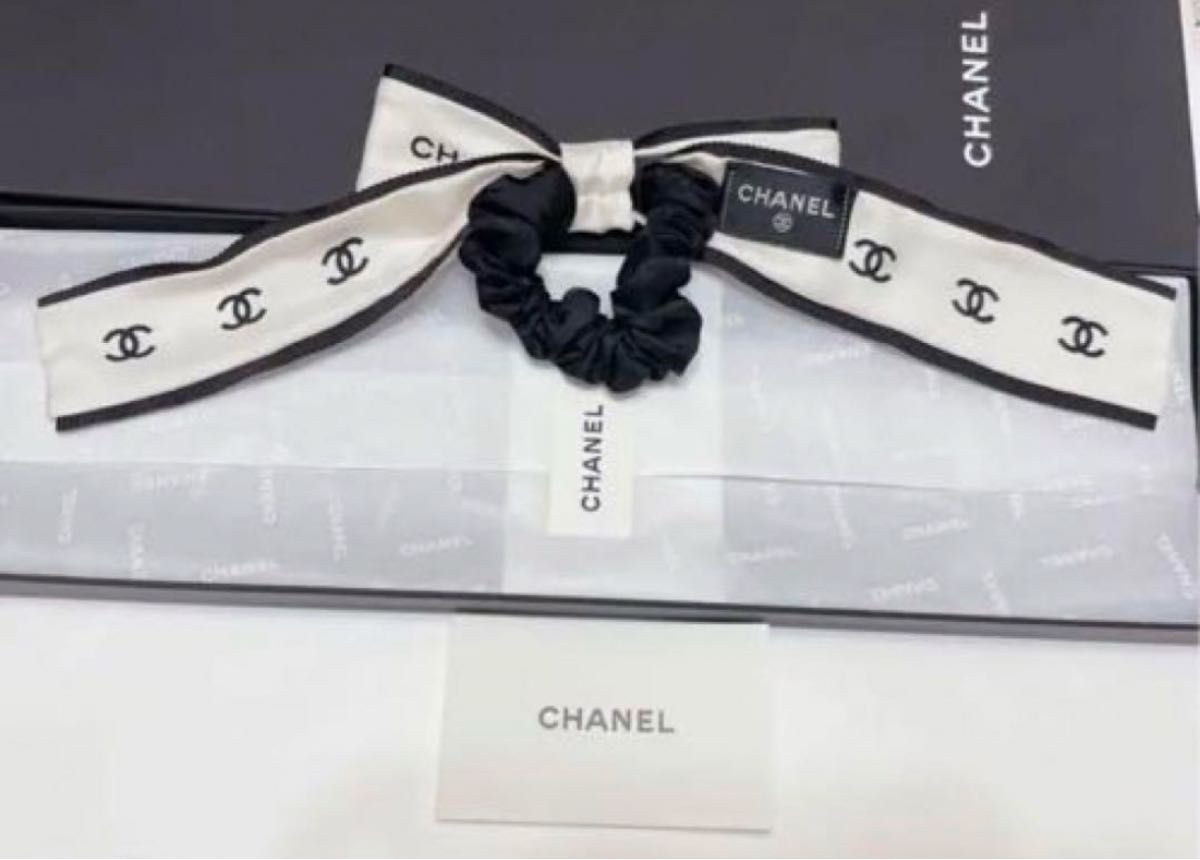 CHANEL シャネル　限定　リボン　シュシュ　ココマーク　エクリュ　白　新品　未使用　完売品　ブラックピンク　BLACKPINK