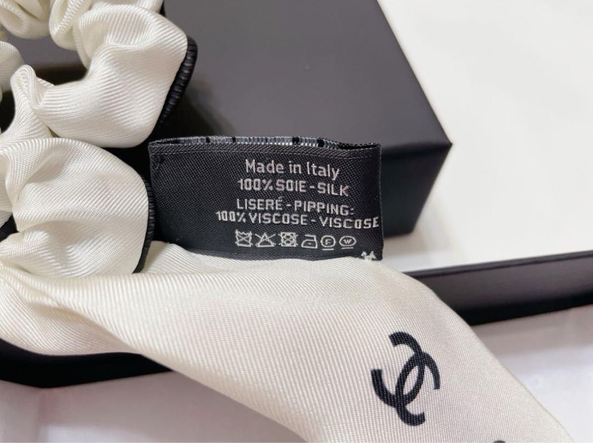 CHANEL シャネル リボン シュシュ ヘアゴム ホワイト ヘア CHANEL シャネル リボン シュシュ ヘアゴム ホワイト ヘア
