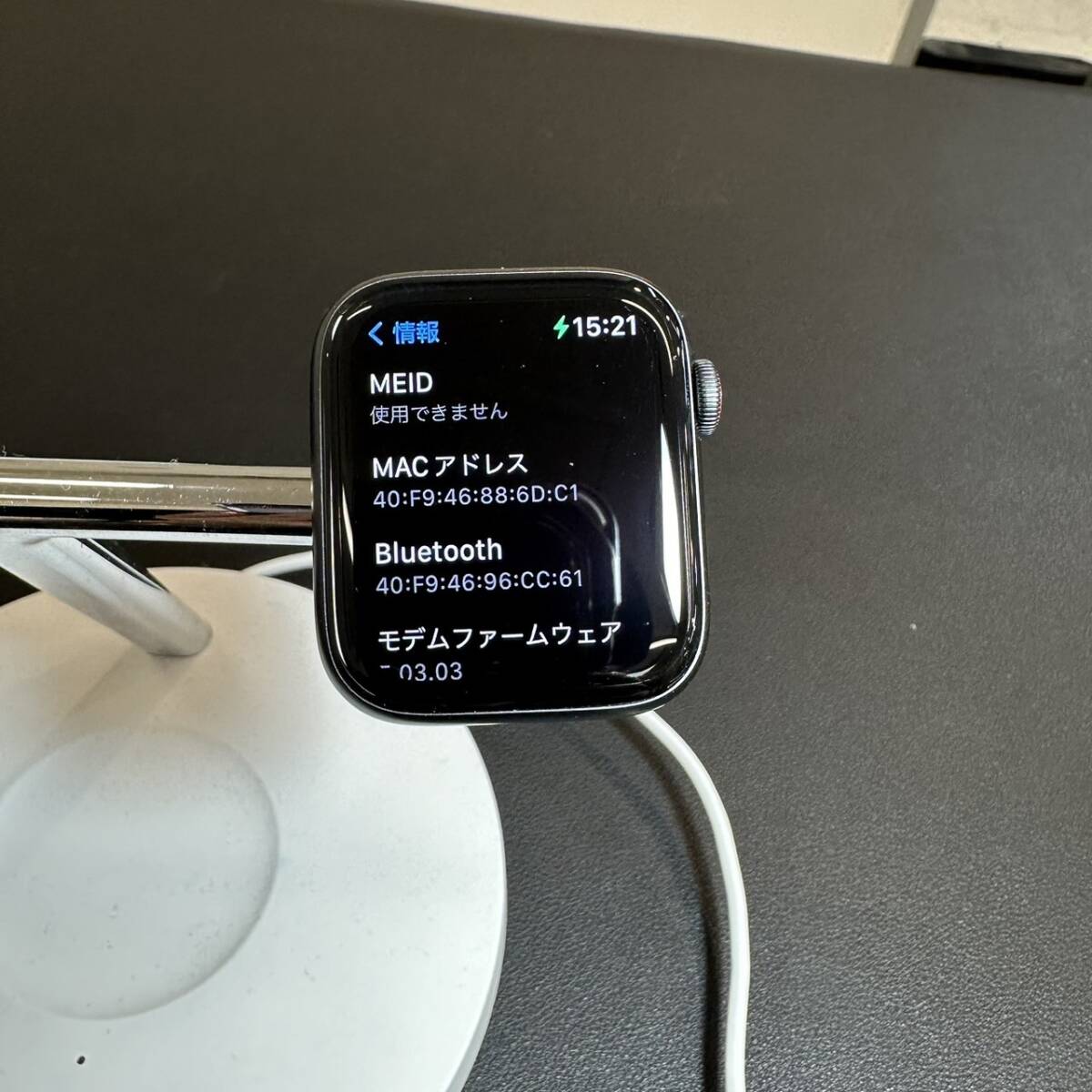 【中古品】Apple Watch Series 6 GPS + Cellular アルミニウム 44mm　32GB　バッテリー88％　即決あり！スペースグレーアルミニウム_画像3