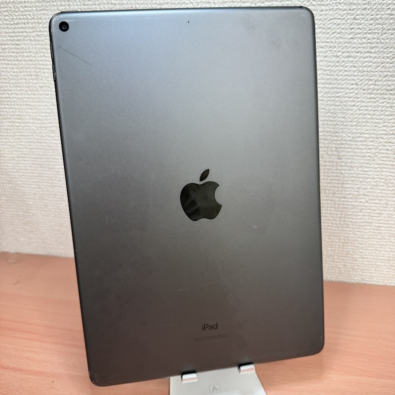 【中古品】Apple iPad Air3 Wi-Fiモデル 64GB スペースグレー MUUJ2ZP/A 2019年モデル 10.5インチ 海外購入品 訳ありの画像3