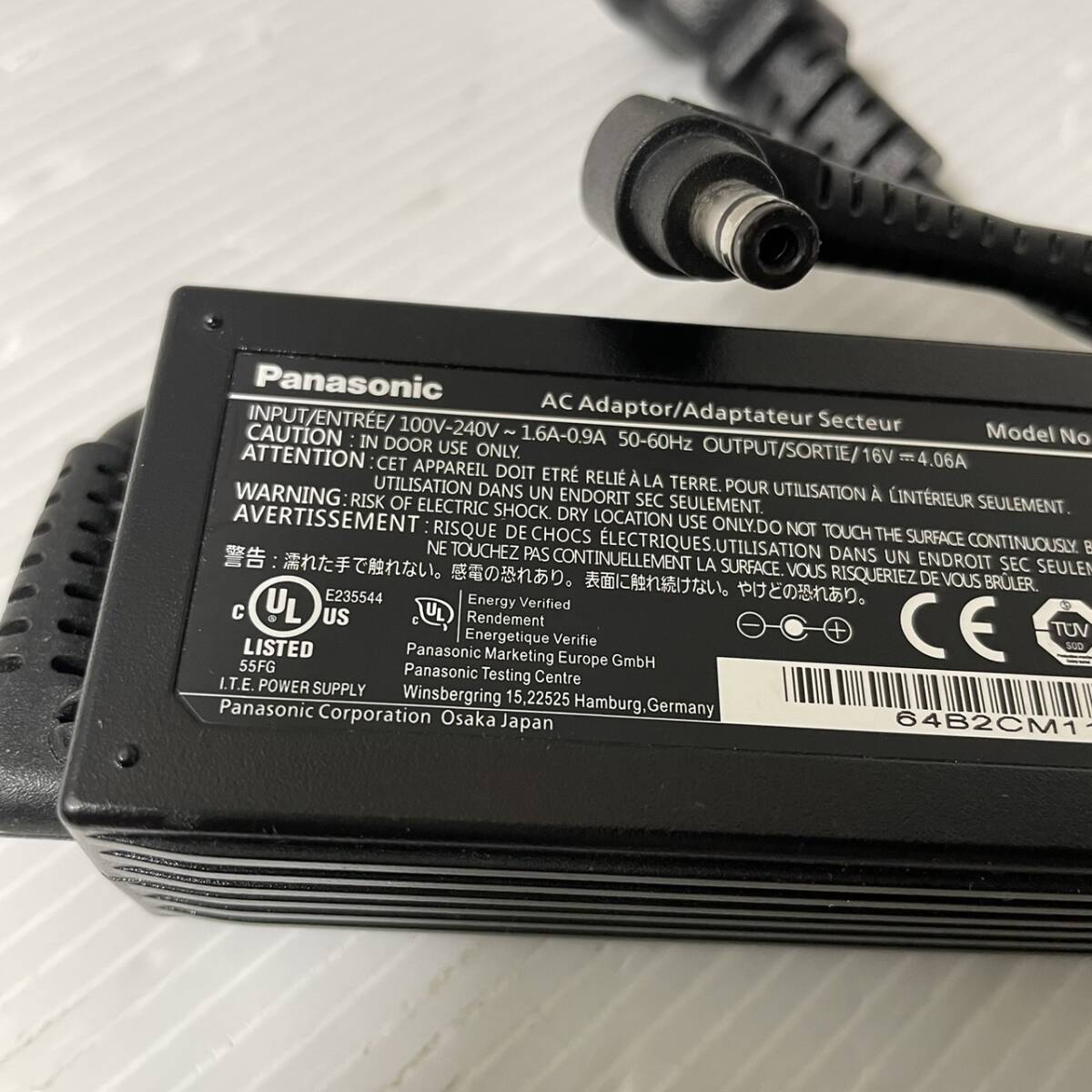 【国内発送】　Panasonicパナソニック純正 CF-AA64B2C M1 ACアダプタ 16V 4.06A 送料込み価格で安心！！