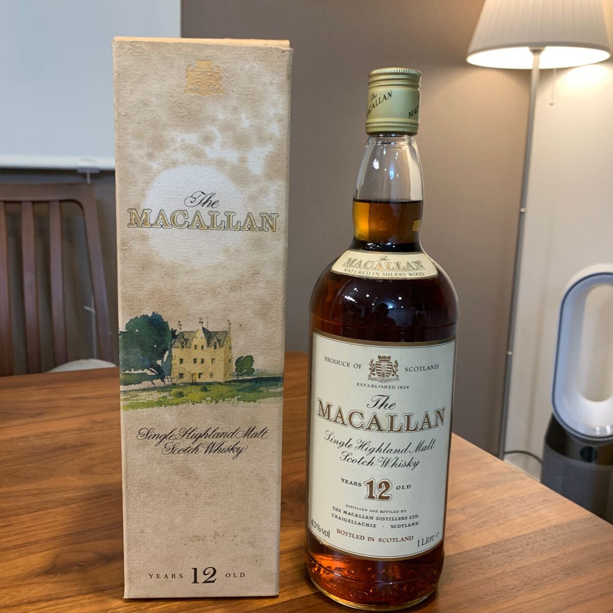 THE MACALLAN ザ　マッカラン 12年　1000ml、旧ボトル　箱付き　未開封　スコッチウイスキー シェリーウッド 古酒 (4)_画像1