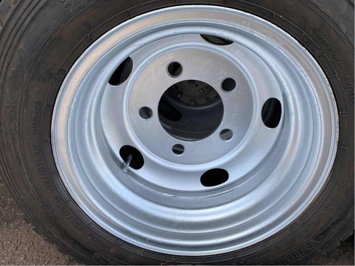 いすゞ エルフ スタッドレス 205/65R16 109/107 ダンロップ LT03 薄いイボ付き TK 16×5.5J 116.5-8TC TOPY製 6本値段_画像4