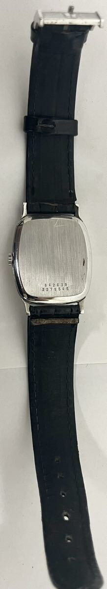 UNIVERSAL GENEVE ユニバーサルジュネーブ 手巻き 角型 メンズ 腕時計 稼働品 中古良品の画像6