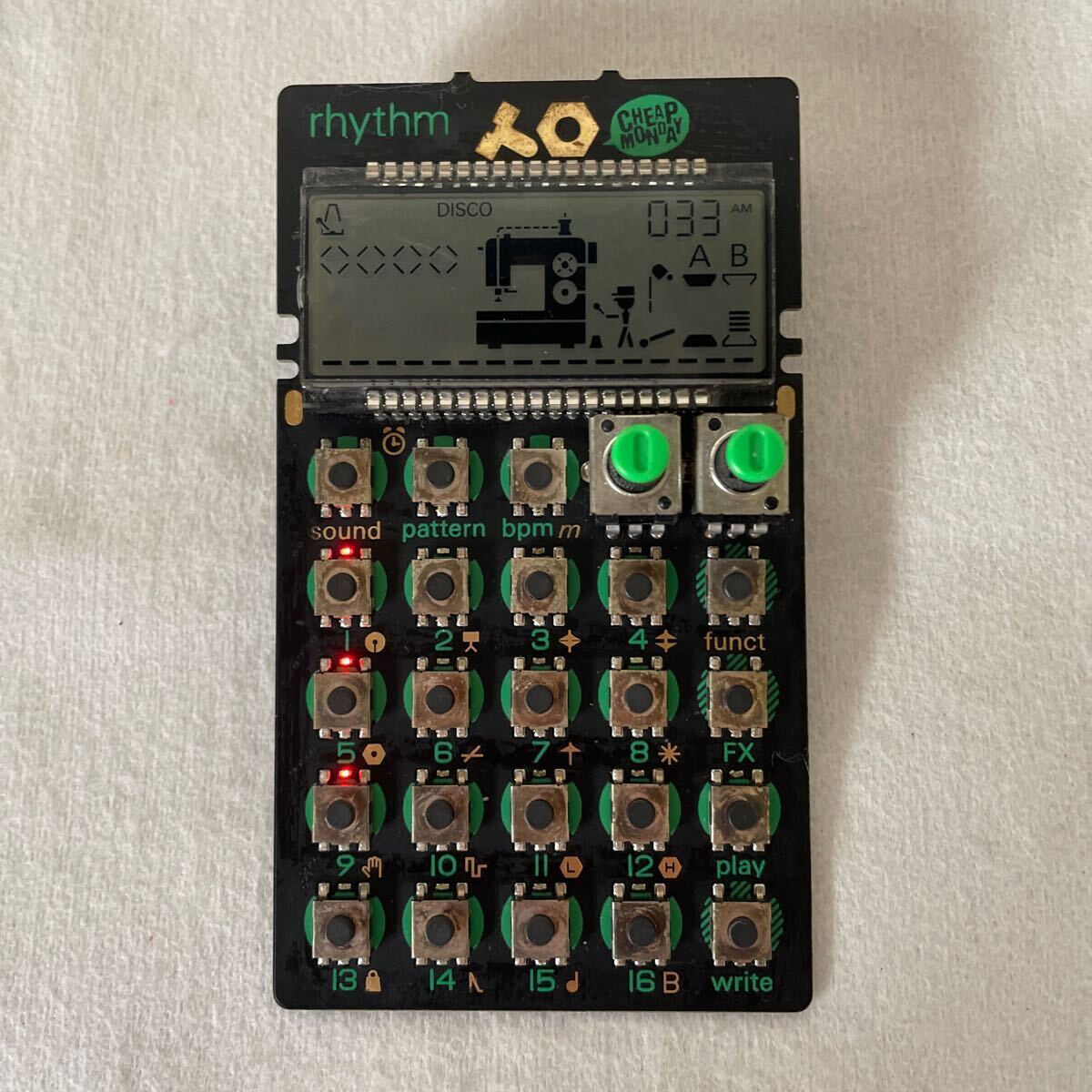 Teenage engineering Pocket operator po-12 rhythm リズムマシン ケース付き_画像3
