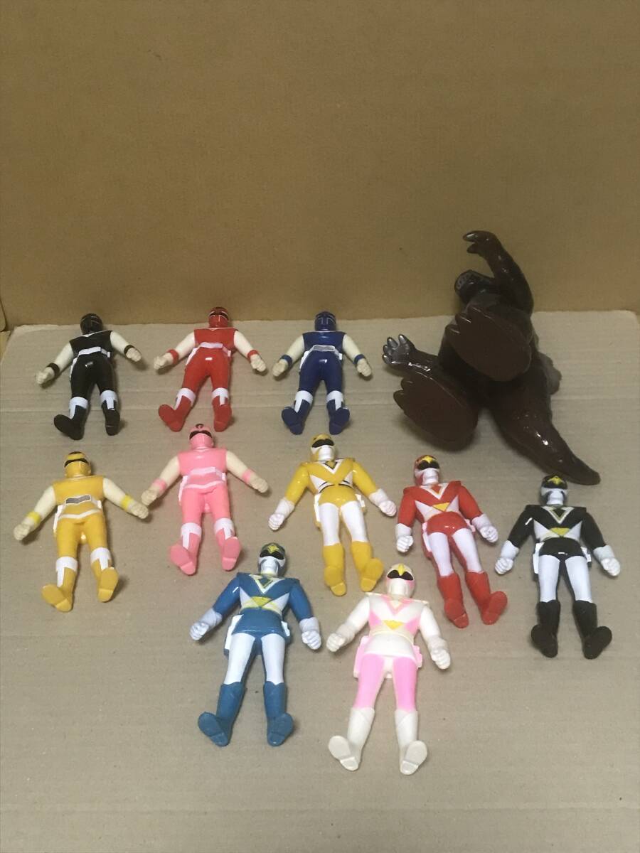 Yahoo!オークション - パチ怪獣/光戦隊マスクマン/鳥人戦隊 Yahoo!オークション - パチ怪獣/光戦隊マスクマン/鳥人戦隊