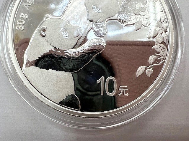 2023年 中華人民共和国40周年記念パンダ 10元銀貨 _画像4