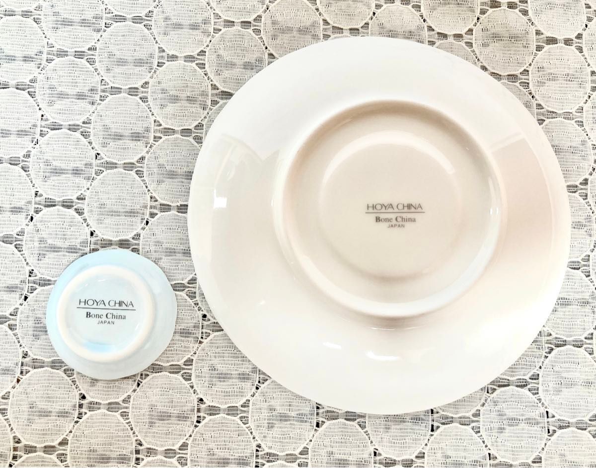 HOYA bone china 小花柄カップ&ソーサーペア2客セット　ティーバッグトレイ付き　未使用品