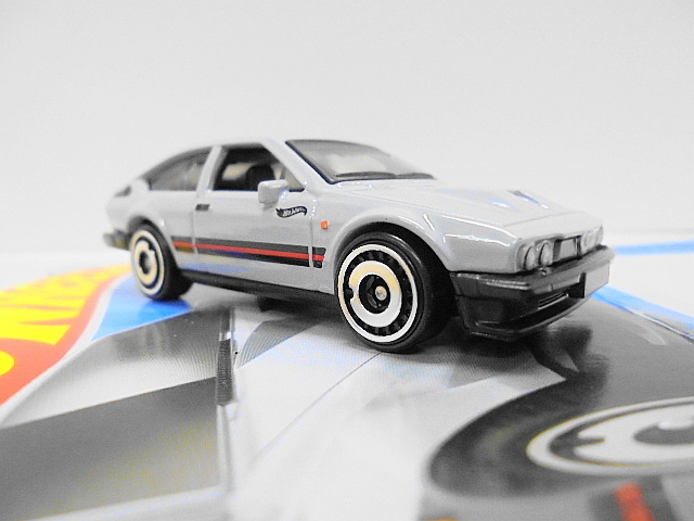 ルース品 Hotwheels アルファロメオ GTV6 3.0 ミニカー ホットウィール _画像1