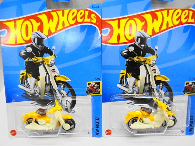 Hotwheels ホンダ スーパーカブ ホットウィール ミニカー 2台セット バイク オートバイ イエロー_画像1
