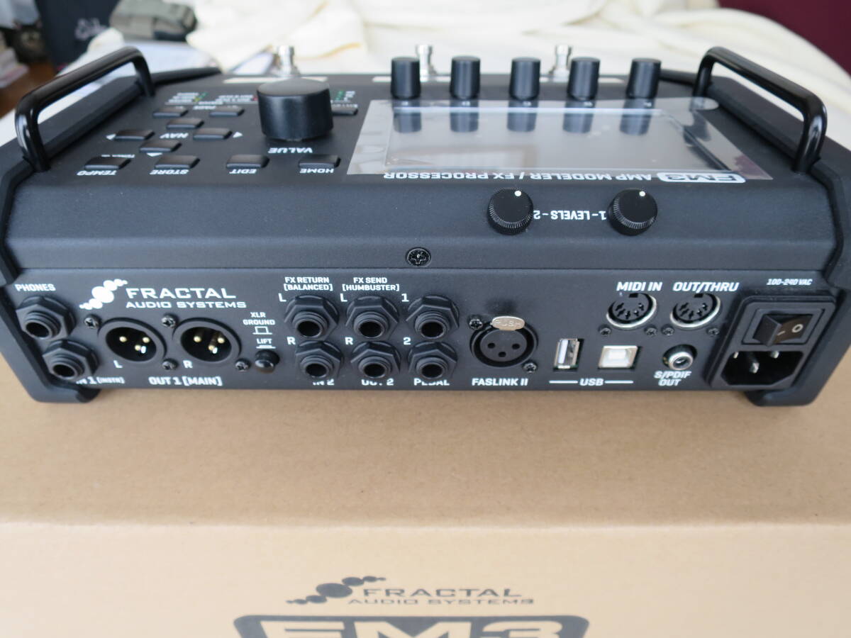 ★ FRACTAL AUDIO SYSTEMS FM3 新品同様・美品 ★の画像2