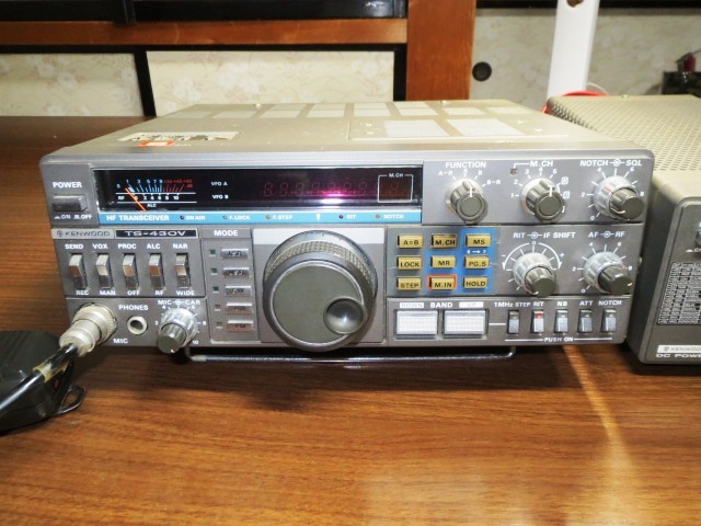 無線機　KENWOOD TS-430V/安定化電源PS-21 レトロ機器・ケンウッド/動作OKマイク付き_画像1