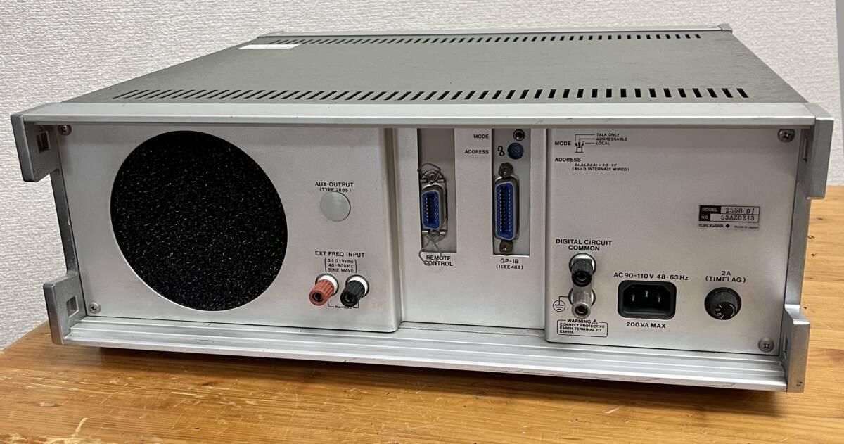 YOKOGAWA 2558-01 交流標準電圧電流発生器 <美品> YOKOGAWA 2558-01 交流標準電圧電流発生器 <美品>