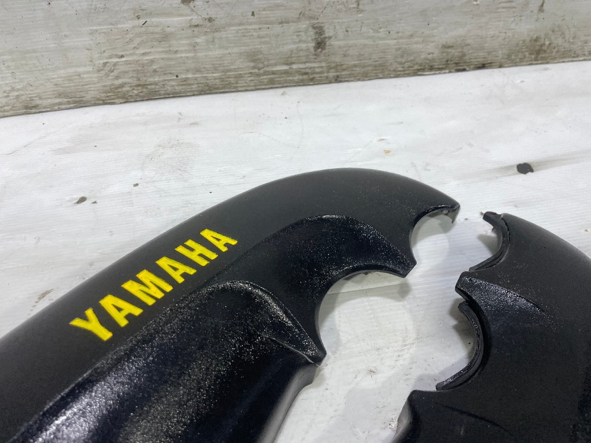  Yamaha V-MAX JYA2WEE00VA0591** air intake duct duct cover side cover [C]BQA