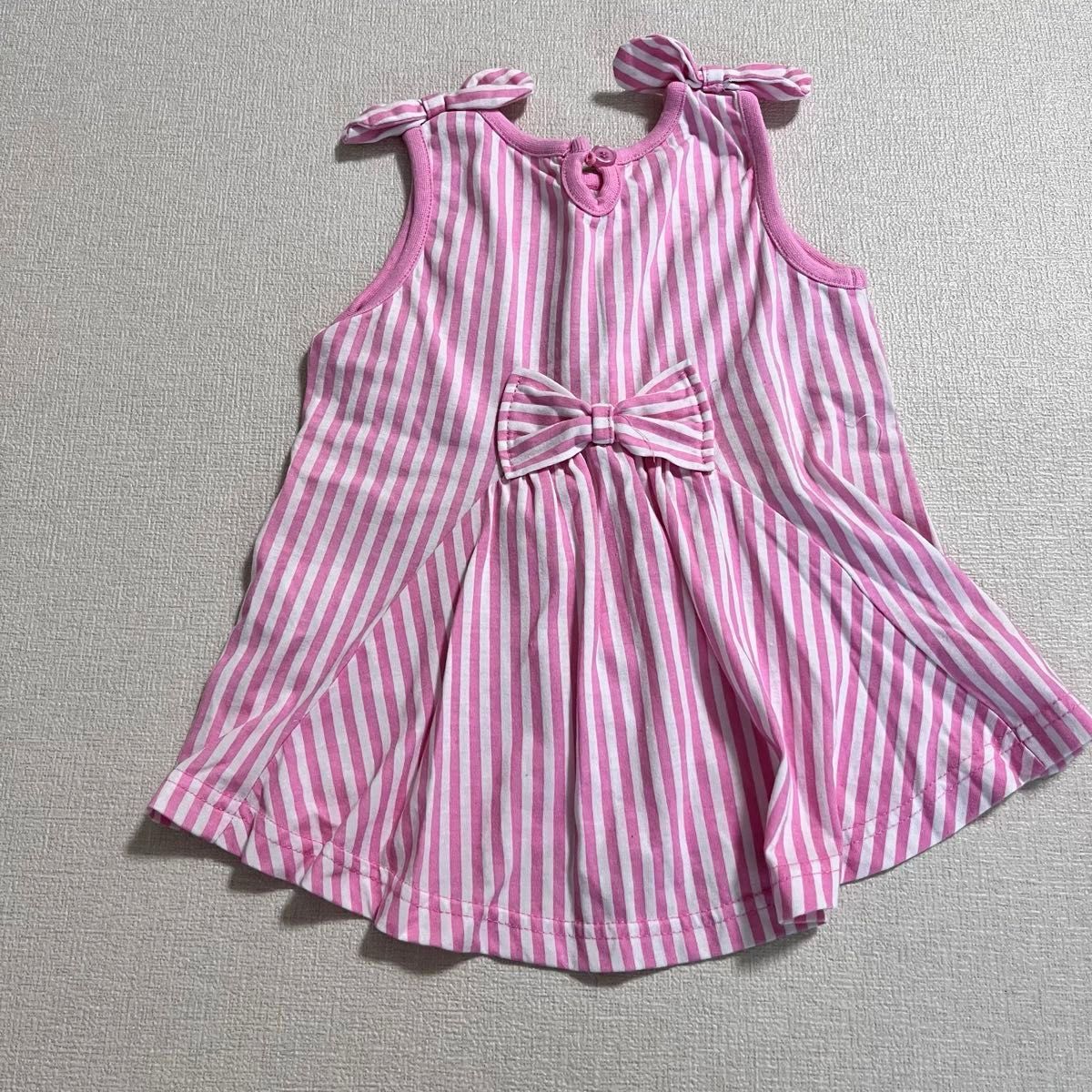 女の子　100cm ピンク　 ノースリーブ　半袖Tシャツ 花柄スカート　セット
