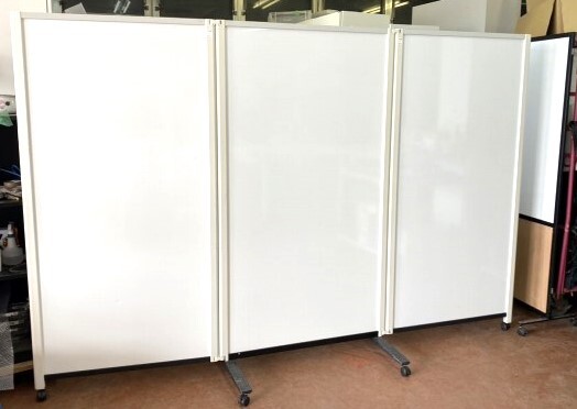 福岡発 ホワイトボード 3連パーテーション (約)幅2750×高さ1790mm マグネット可の画像1