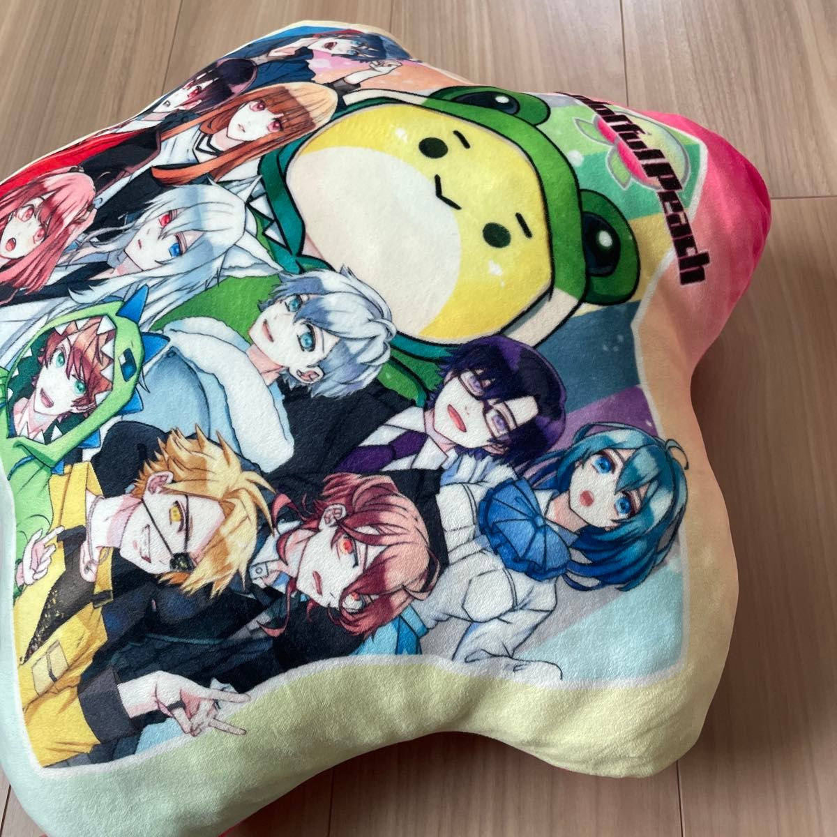 カラフルピーチ クッション|Yahoo!フリマ(旧PayPayフリマ) カラフルピーチ クッション|Yahoo!フリマ(旧PayPayフリマ)