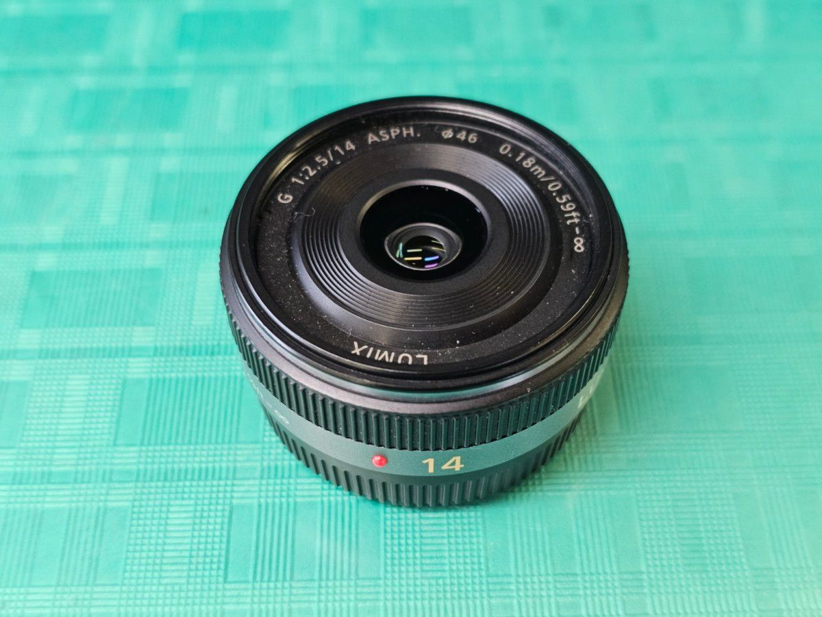 Panasonic Lumix 14mm F2.5 H-H014