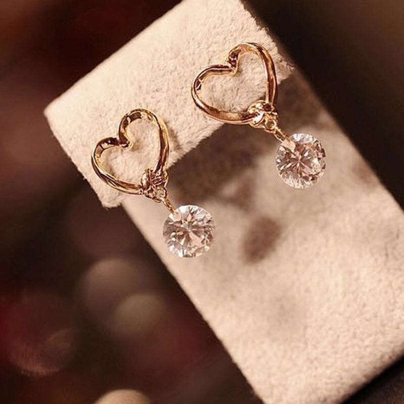  pretty stylish simple Heart colorful earrings party small pra cheap swaying popular Gold rhinestone Open Heart 