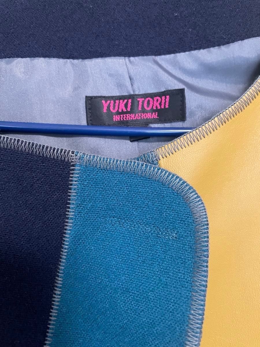 YUKI TORII  トリイユキ　ノーカラージャケット　フェイクレザー　