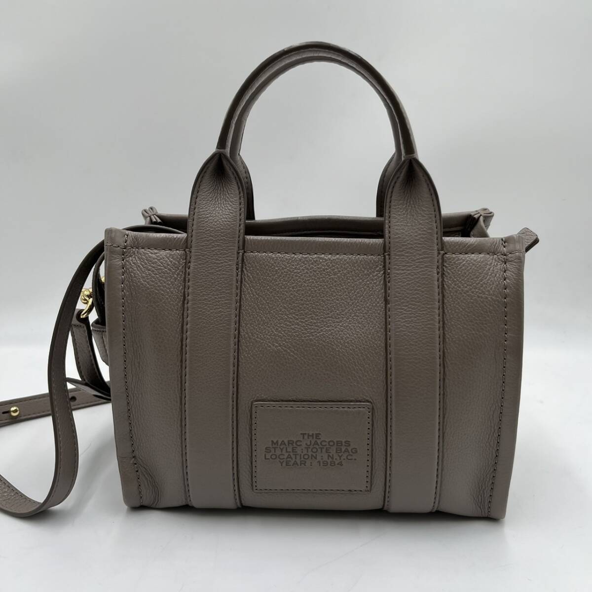 MARC JACOBS マークジェイコブス レザー スモール トートバッグ THE LEATHER SMALL TOTE BAG H009L01SP21 055 2way ショルダー ベージュ系の画像2