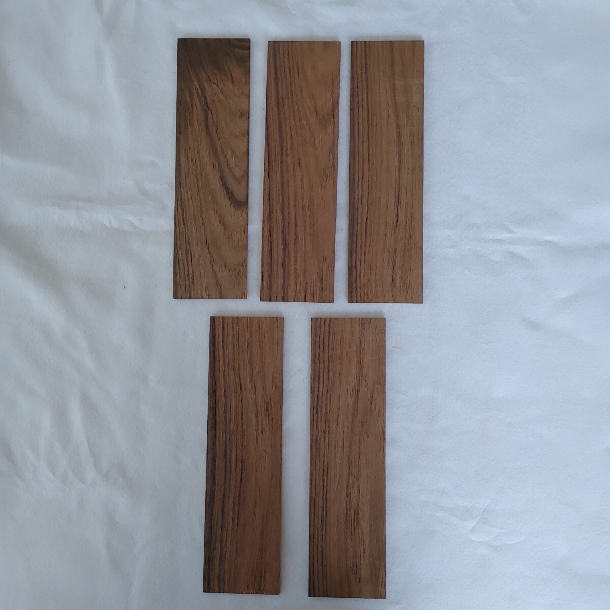 【薄板3mm】【まとめ売り】チーク(31) 木材の画像1