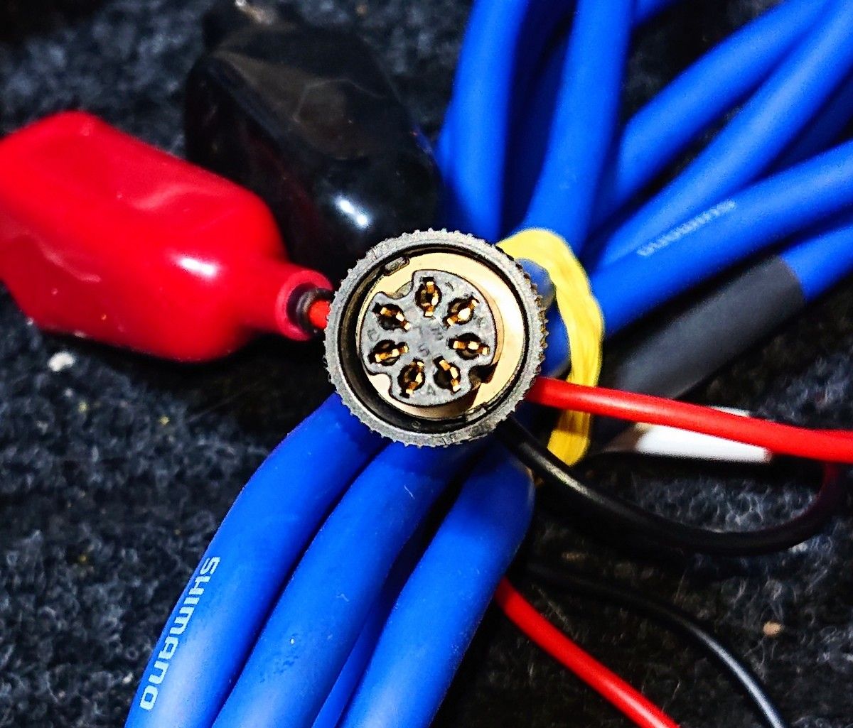 シマノ 初代白黒探見丸 魚群探知機 別売りの電源ケーブルTK-022C シマノ 初代白黒探見丸 魚群探知機 別売りの電源ケーブルTK-022C