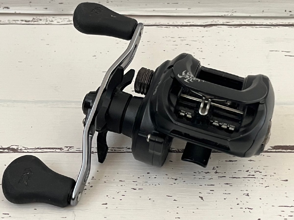 ■ DAIWA TATURA ダイワ タトゥーラ200H 6.3 TWS ベイト リール 釣具 フィッシング ★_画像4