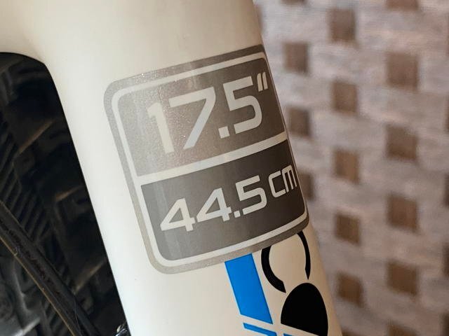 ■TREK SUPERFLY7 トレック スーパーフライ7 フィッシャーコレクション 30速 17.5 44.5cm ホワイト カーボン SRAM X9 MTB 自転車 札幌発★の画像9