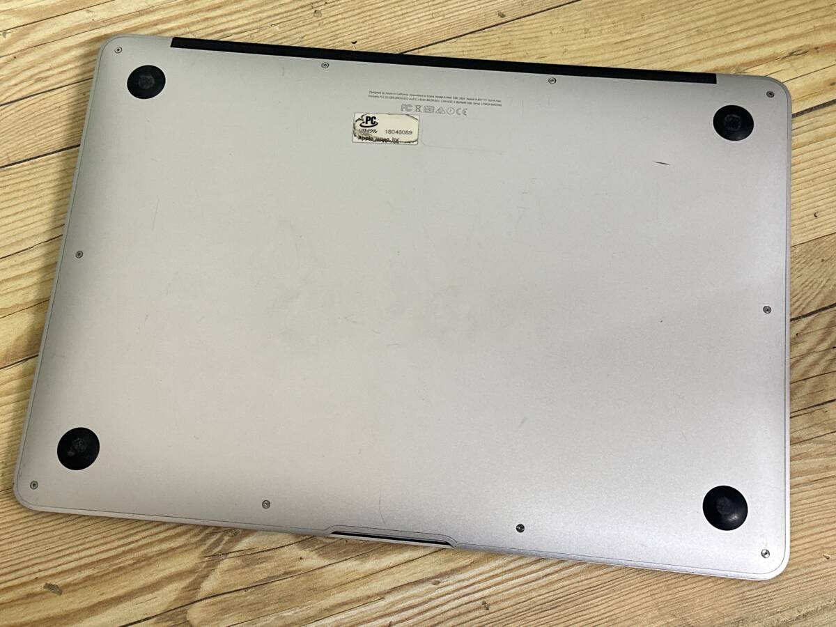 【良品♪】MacBook Air 2015 A1466[Core i5(5250U)1.6Ghz/RAM:4GB/SSD:128GB/13インチ]Catalina インストール済 動作品の画像6