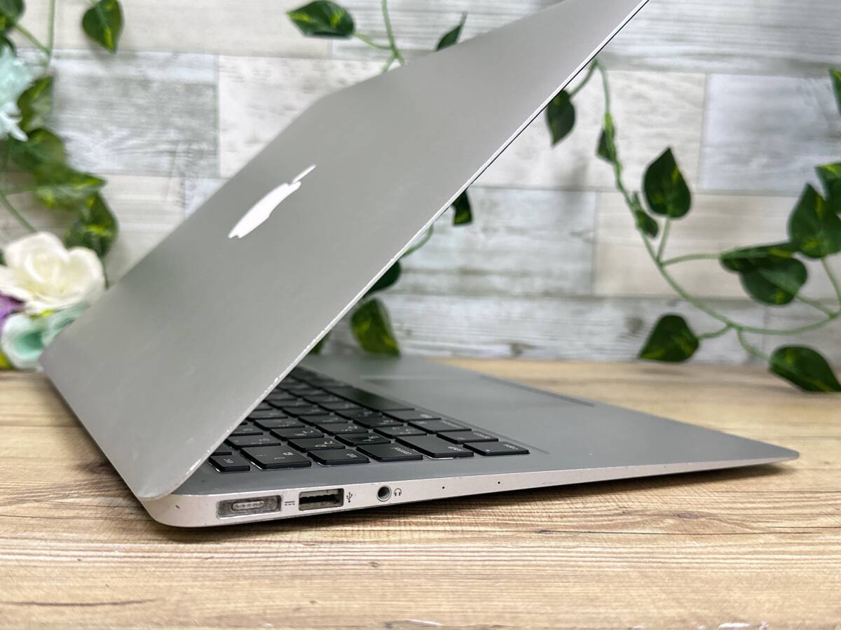 【動作OK♪】MacBook Air 2014 (A1466)[Core i5(4260U)1.4Ghz/RAM:4GB/SSD:128GB/13インチ]Catalina 動作品の画像4