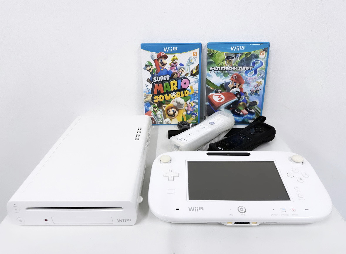 100円～◎NINTENDO 任天堂 ニンテンドー WiiU 本体 wii U 白 32GB WUP-101 初期化 wiiリモコン 2個 wiiUソフト 2本セットの画像1