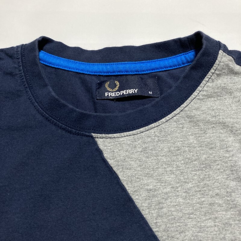  Fred Perry * rare *k Lazy switch asime short sleeves T-shirt cut and sewn . Logo embroidery bias asimeto Lee navy blue × ash M FRED PERRY M2245