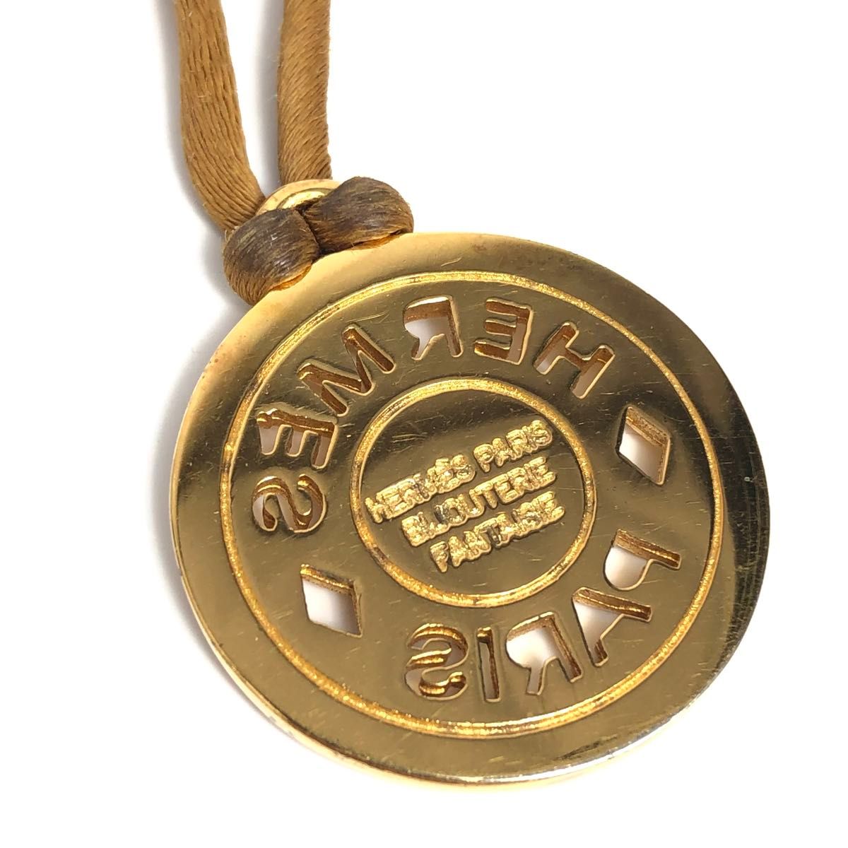 HERMES エルメス セリエ ネックレス ゴールドカラー シルクコード ロゴ