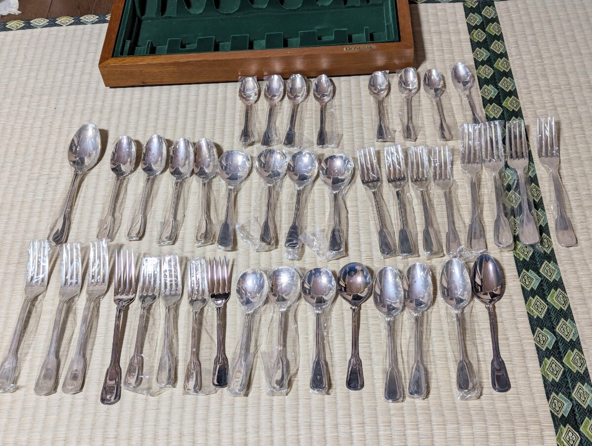 Oneida W.A. Rogers Silver Dijon オネイダ カトラリーセット 67 Oneida W.A. Rogers Silver Dijon オネイダ カトラリーセット 67