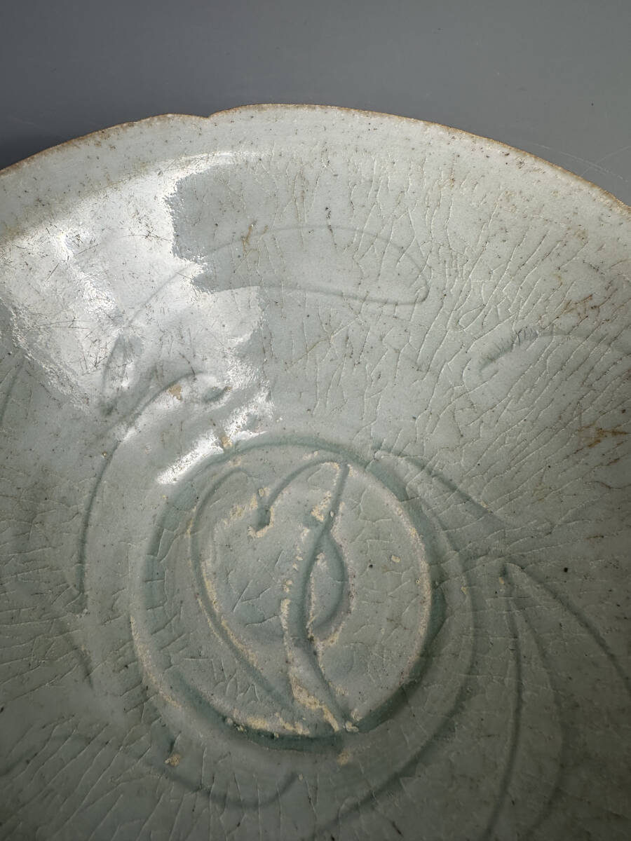 中国美術 宋時代 景徳鎮 影青輪花六角切目茶碗 影青堆刻花文花口碗 唐物 古物保証 時代物 S420B45の画像5