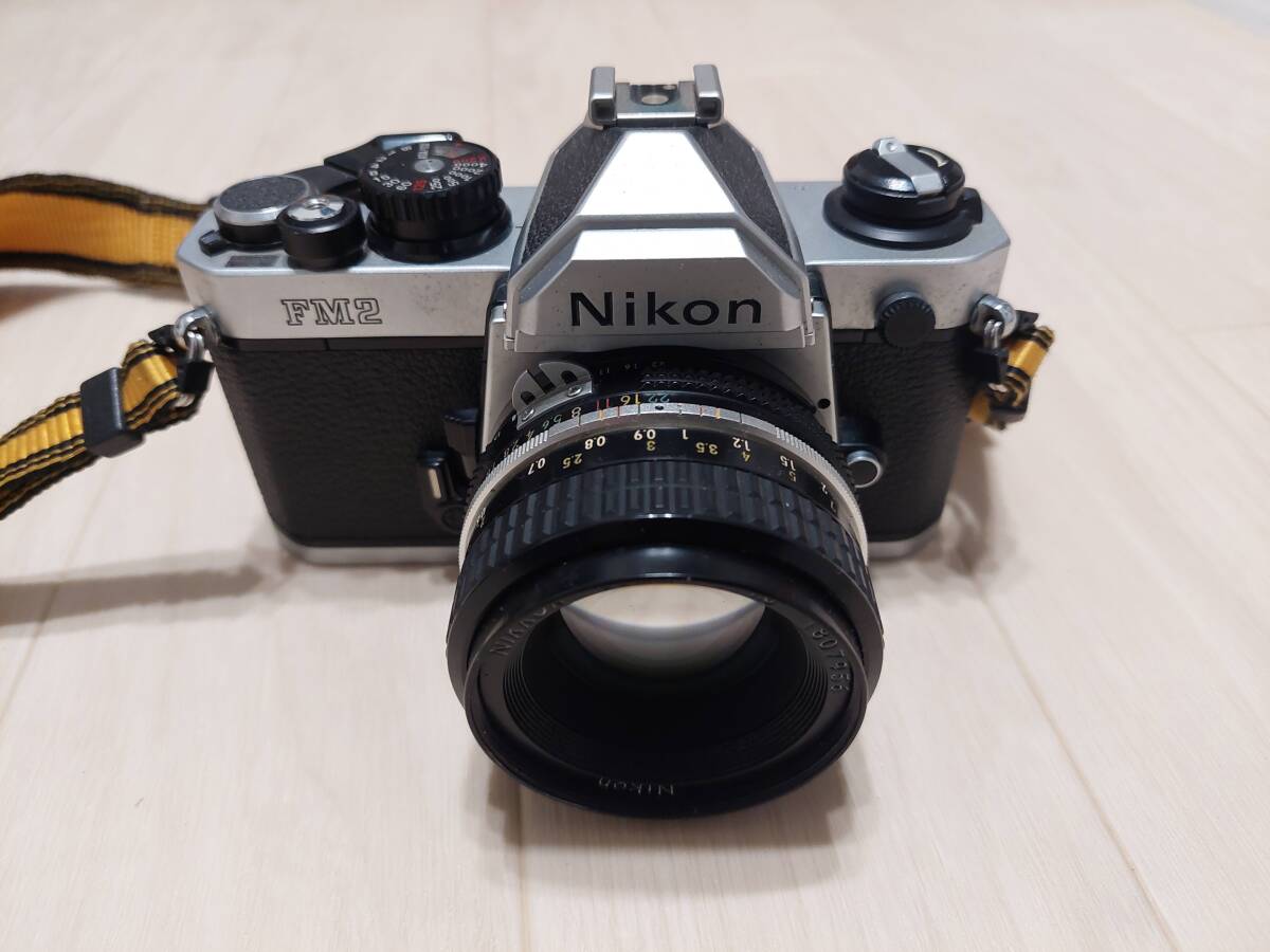 Nikon FM2 50mm f/1.8 ニコン 一眼レフ NIKKOR シルバー フィルムカメラの画像2