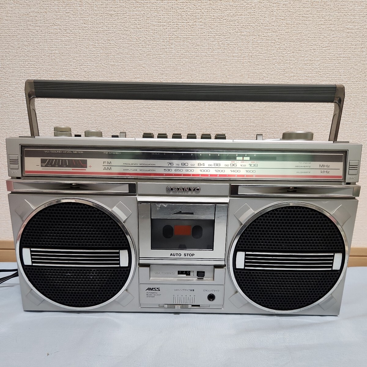 ジャンク品 SANYO MR-X830 ラジカセ サンヨー 三洋電機 昭和レトロ カセット ラジオの画像1
