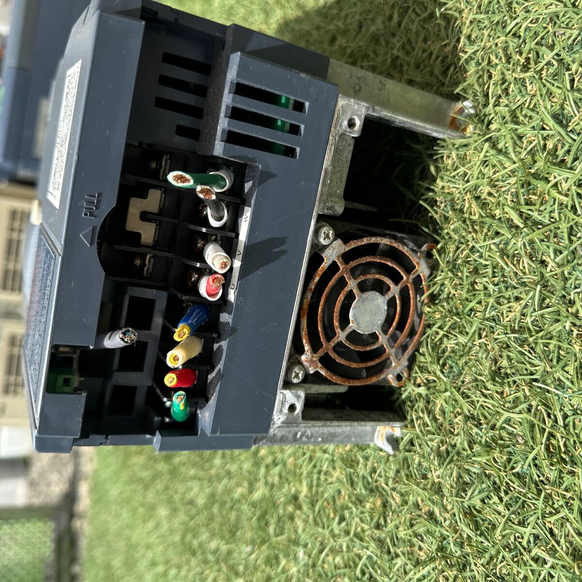 4D045 富士電機 FRN3.7C2S-2J インバータ 保証付き インボイス 4D045 富士電機 FRN3.7C2S-2J インバータ 保証付き インボイス