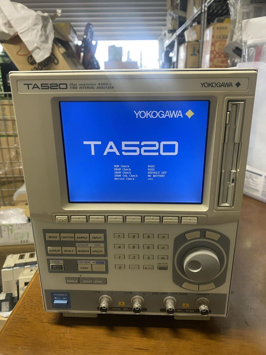 4D031 横川 TA520 タイムインターバルアナライザ 7043-10(TA520) YOKOGAWA 動作保証付き　インボイス対応_画像1