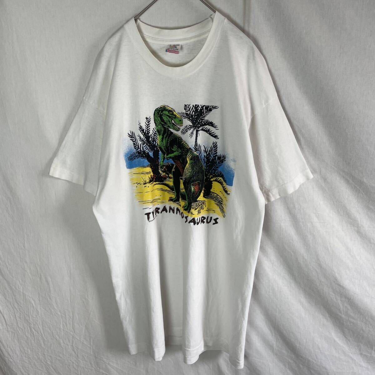 90's アメリカ製　フルーツオブザルーム　半袖プリントTシャツ　古着　Lサイズ　ホワイト　ヴィンテージ _画像1