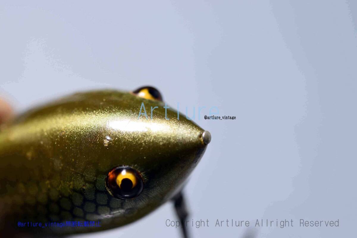 VINTAGE WOODEN LURE HEDDON baby crab wiggler ( 82661-58 VINTAGE WOODEN LURE HEDDON baby crab wiggler ( 82661-58
